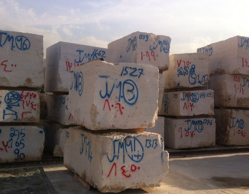 TRAVERTINO LIGHT BLOCKS