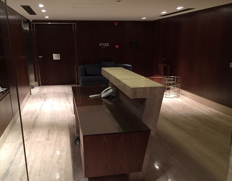 TRAVERTINO TILING AND COUNTERTOP